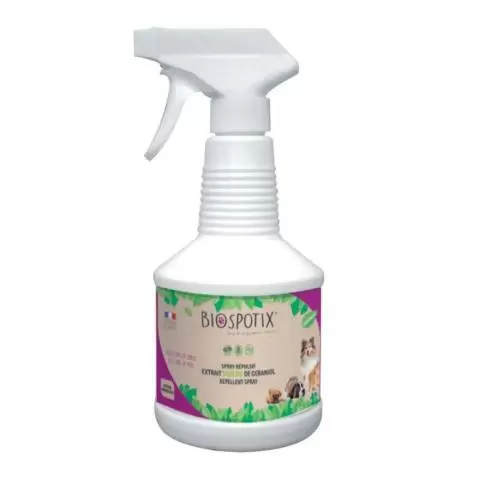 Flea repellent spray outlet for dogs