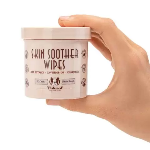 Dog online skin wipes