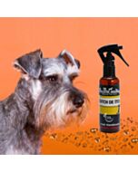The Holistic Hound Ditch The Itch Spray with a snauzster